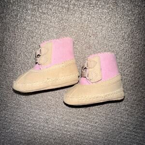 Baby Girl Uggs size 0/1